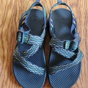 Chaco sandals size 13 youth
